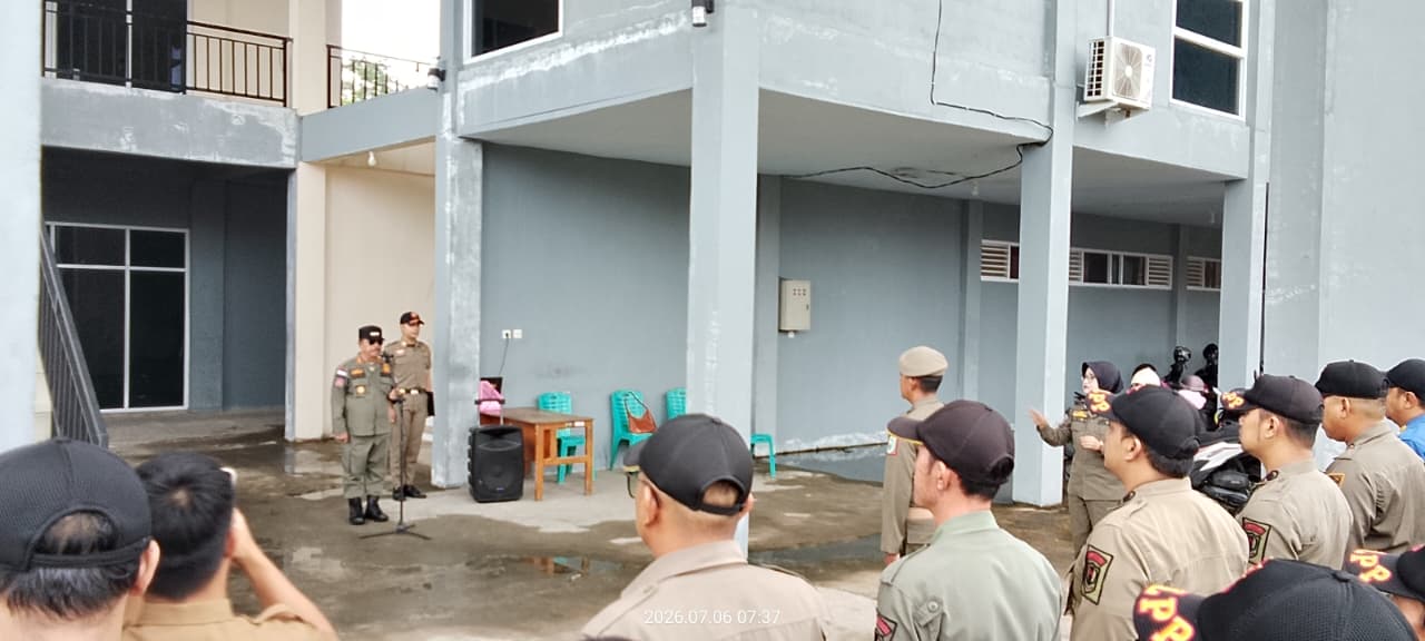 Bupati Menjadi Pembina Apel Pagi Satpol PP